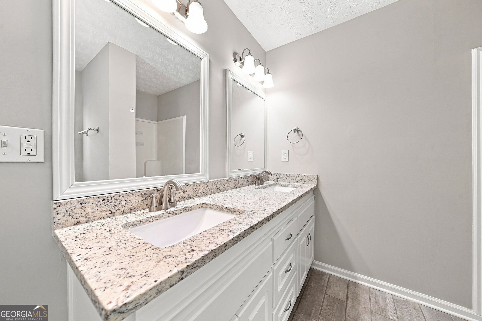 230 Trelawney Circle Covington - Photo 17