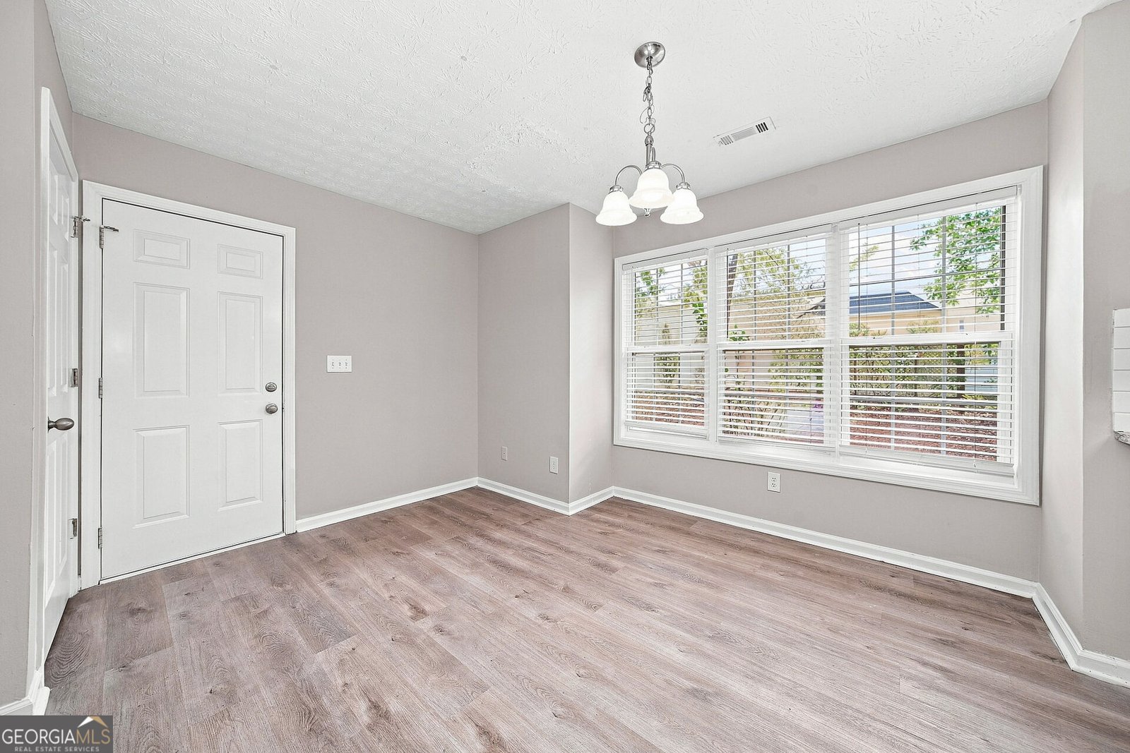 230 Trelawney Circle Covington - Photo 18