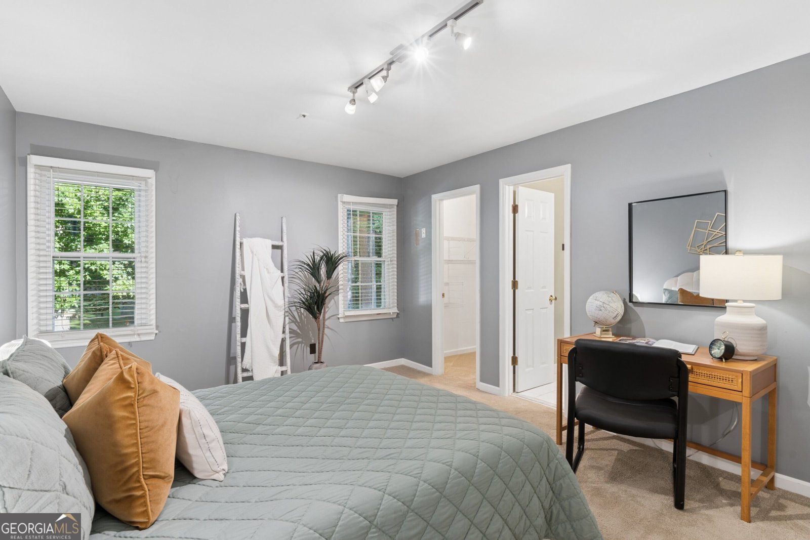 597 Saint James Walk Marietta - Photo 6