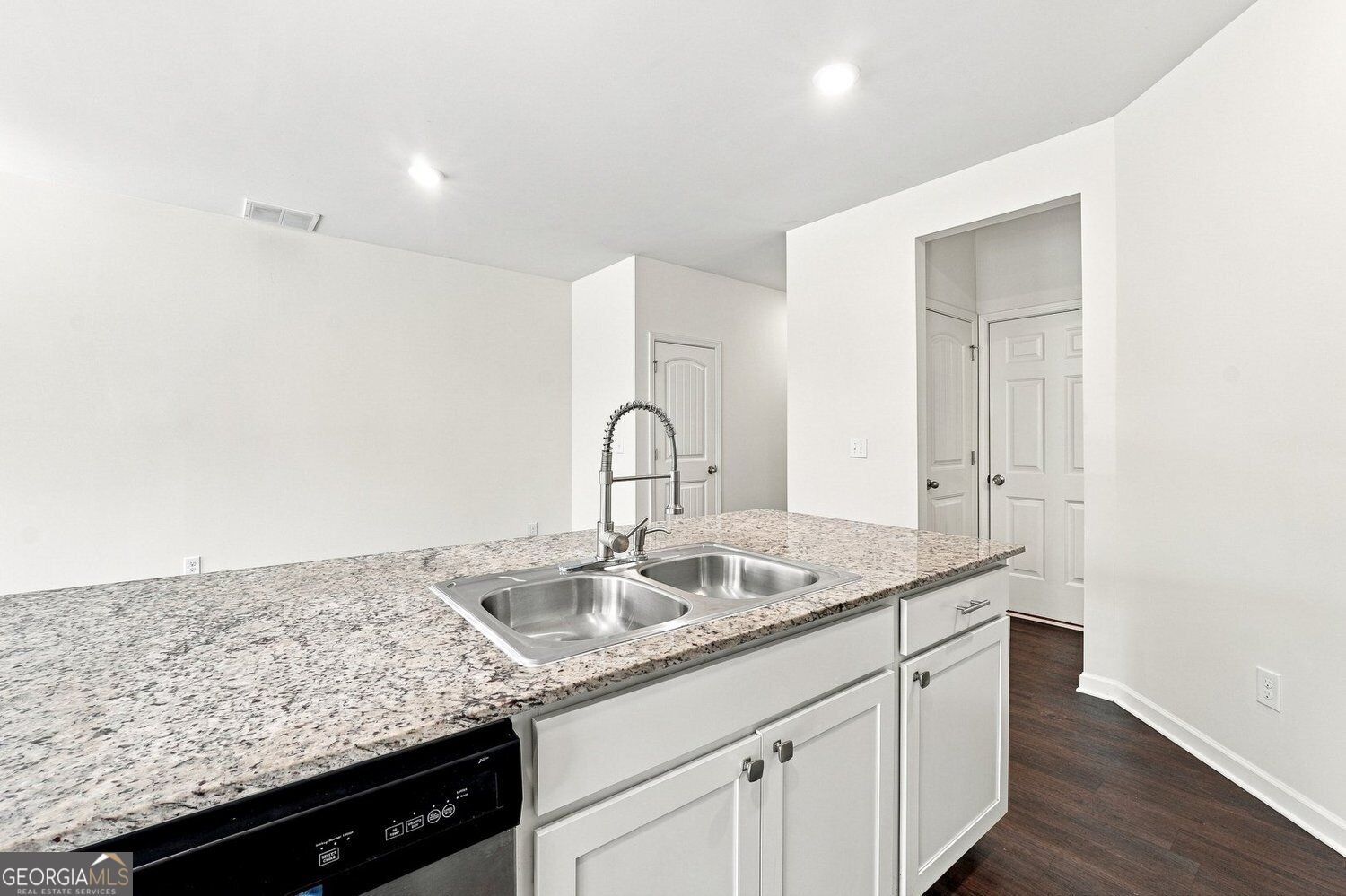 5699 Union Pointe Drive Union City - Photo 11