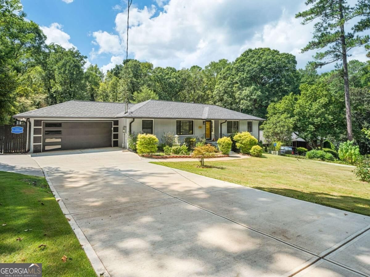 1593 Mill Acres Drive Atlanta - main photo