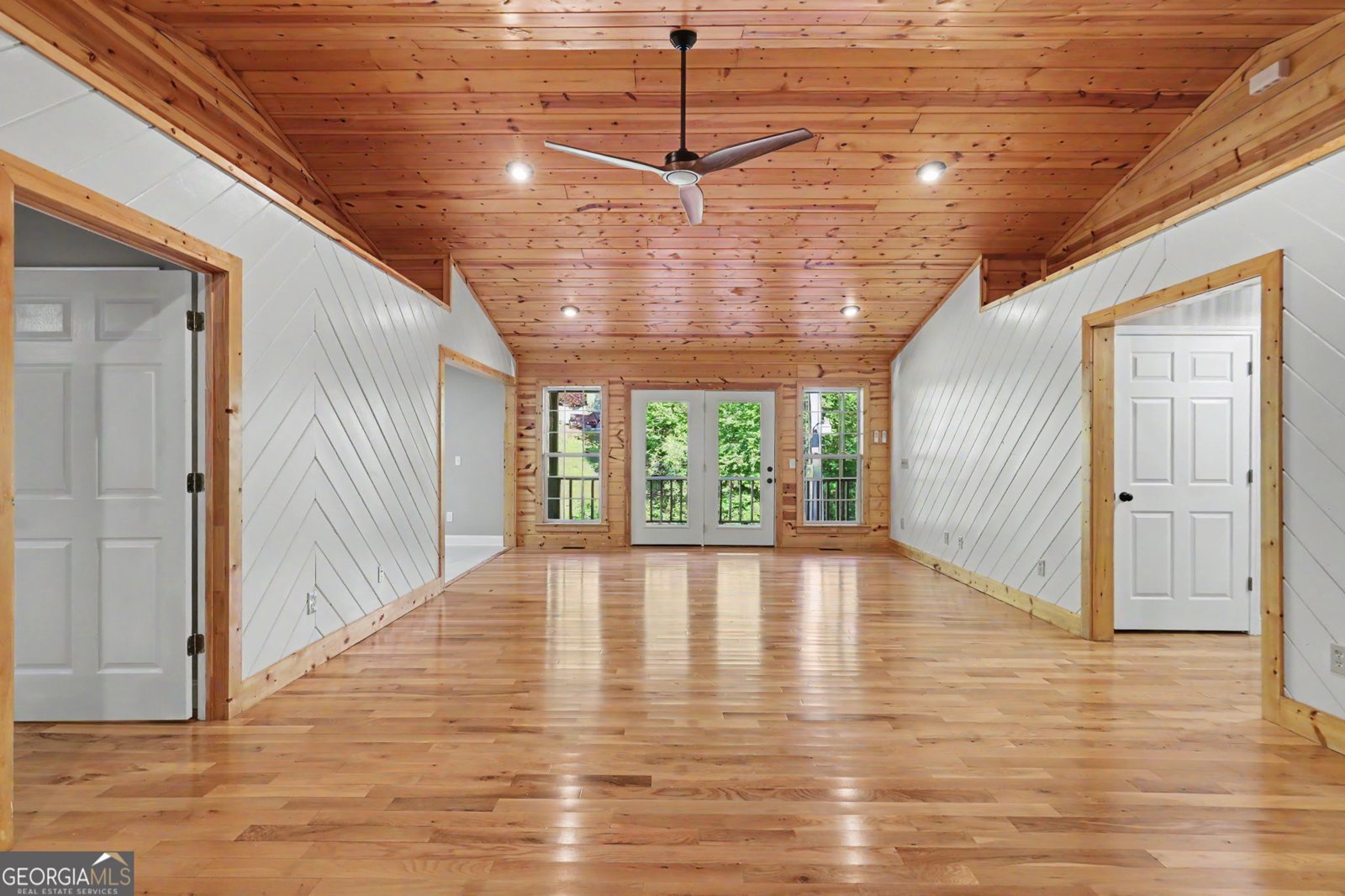 1105 Henson Drive Hiawassee - Photo 6