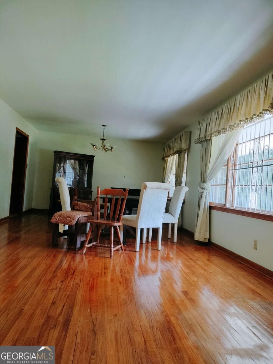 2641 Hedgewood Lane Atlanta - Photo 13
