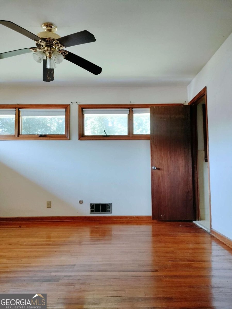 2641 Hedgewood Lane Atlanta - Photo 32