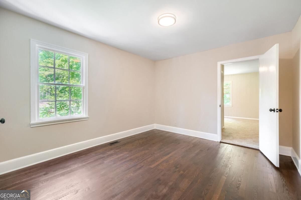 396 Forrest Ridge Drive Atlanta - Photo 13