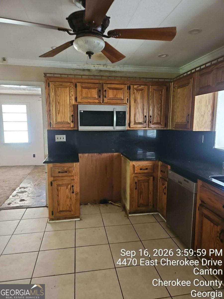 4470 Cherokee Drive Canton - Photo 6