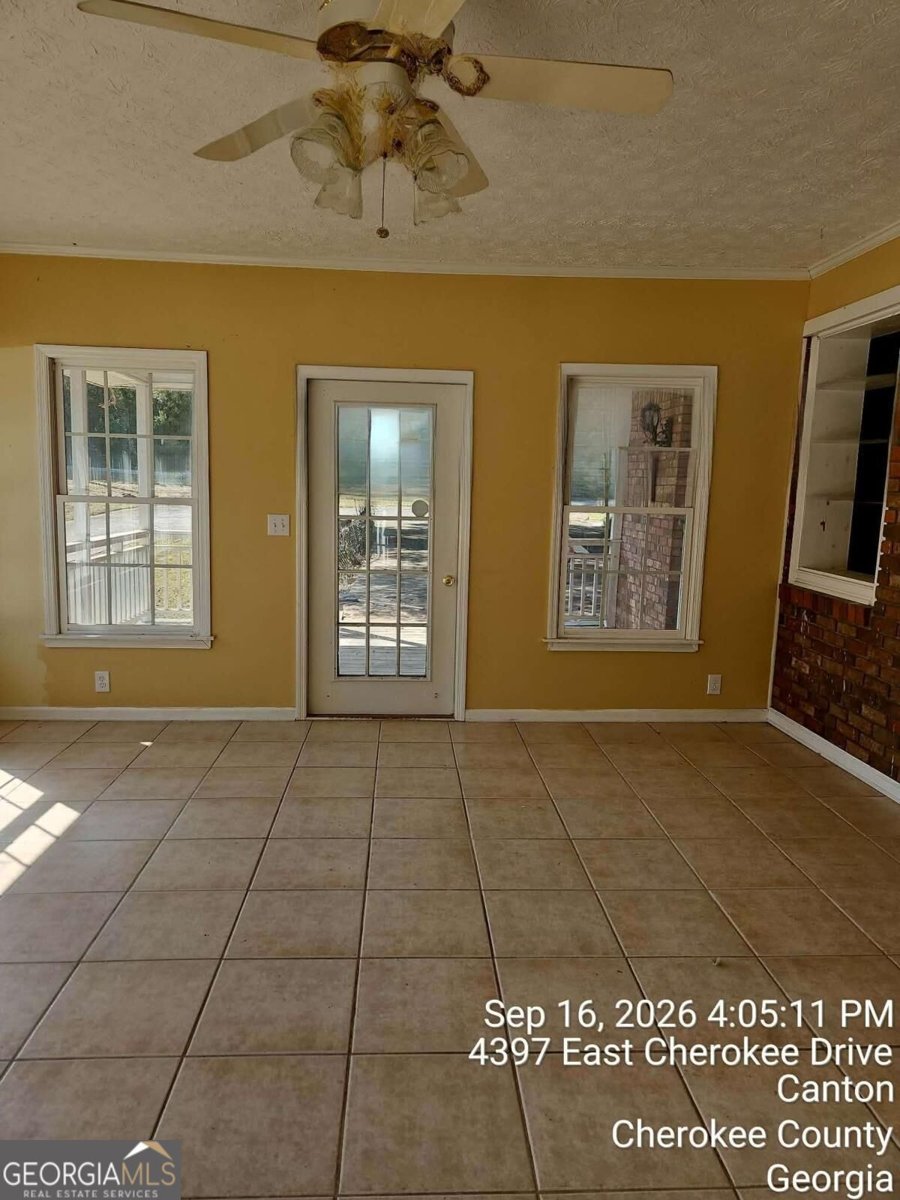4470 Cherokee Drive Canton - Photo 8