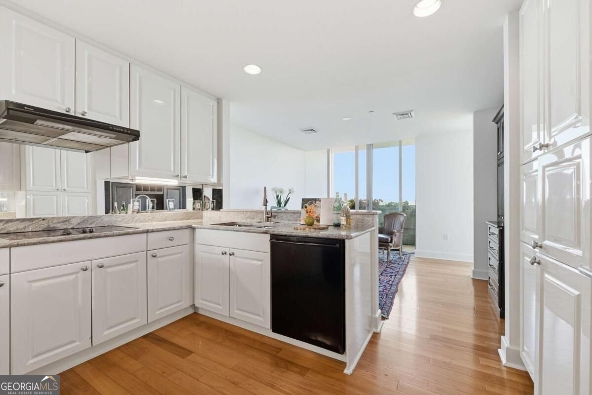 700 Park Regency Place Atlanta - Photo 9