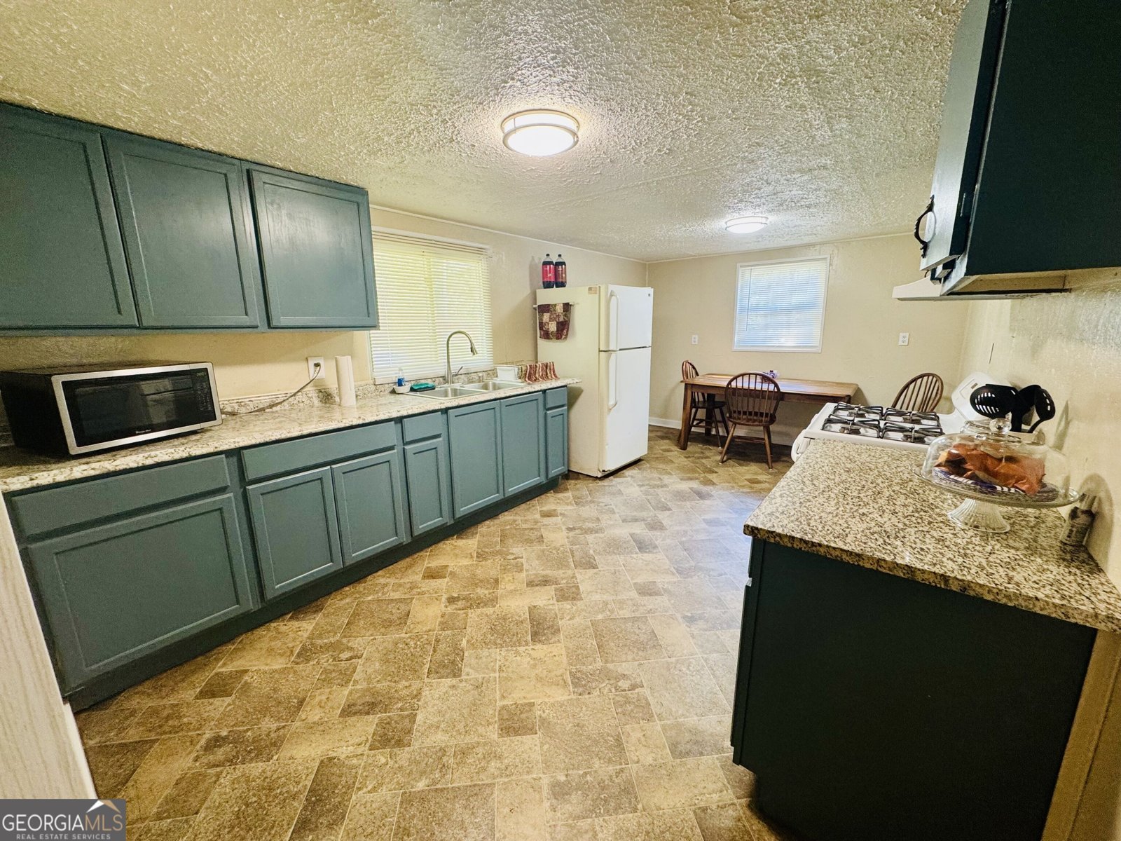 482 Pine Lake Drive West Point - Photo 11