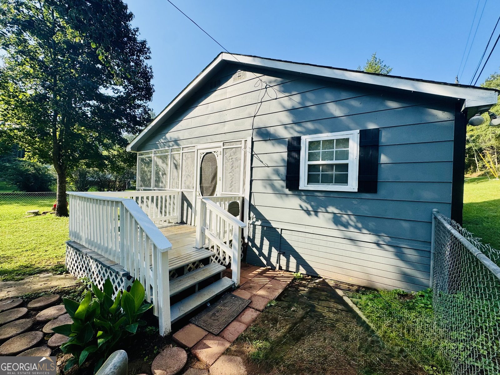 482 Pine Lake Drive West Point - Photo 6