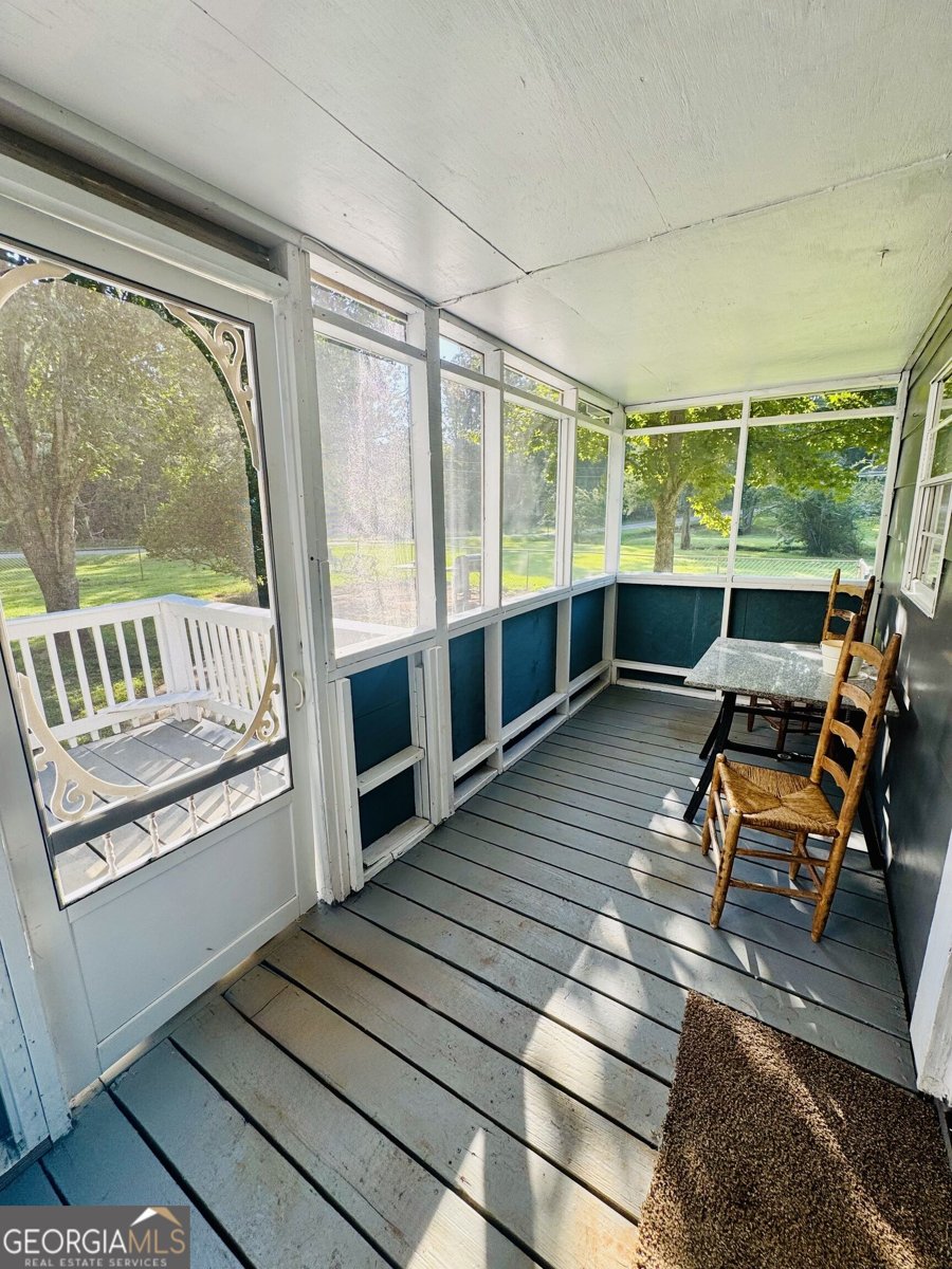 482 Pine Lake Drive West Point - Photo 7