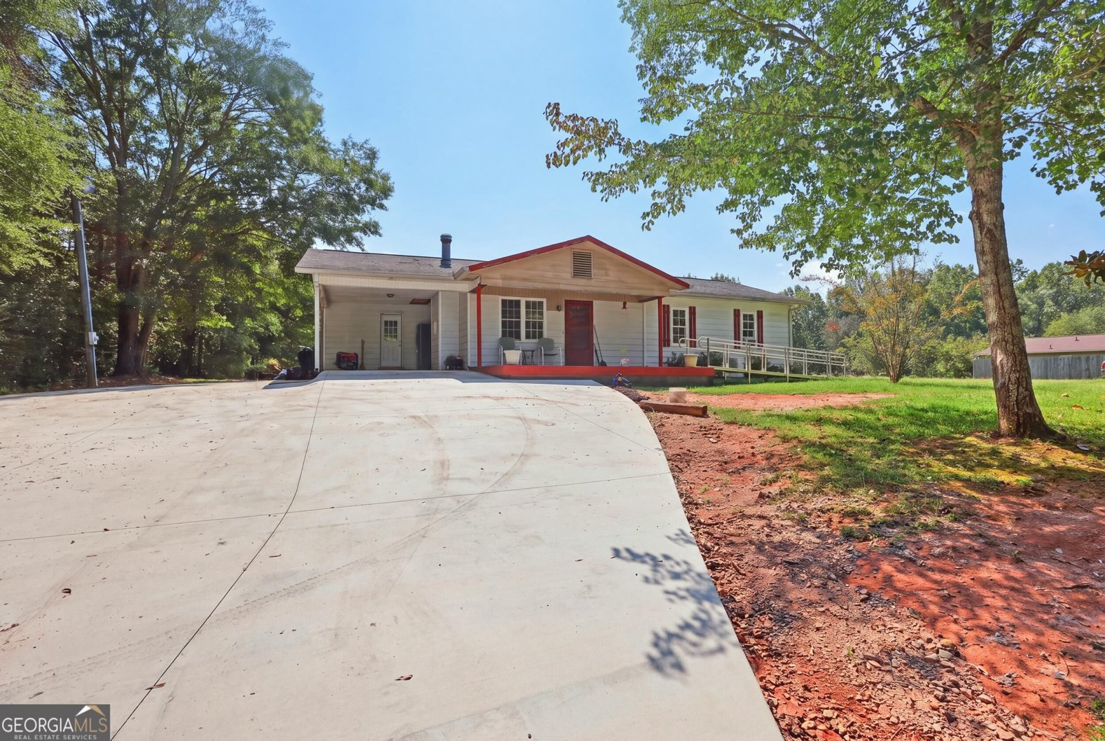 282 Wall Bridge Road Clarkesville - main photo