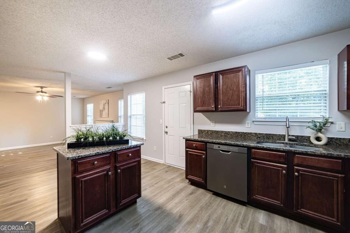 596 Vaughan Drive Hampton - Photo 34