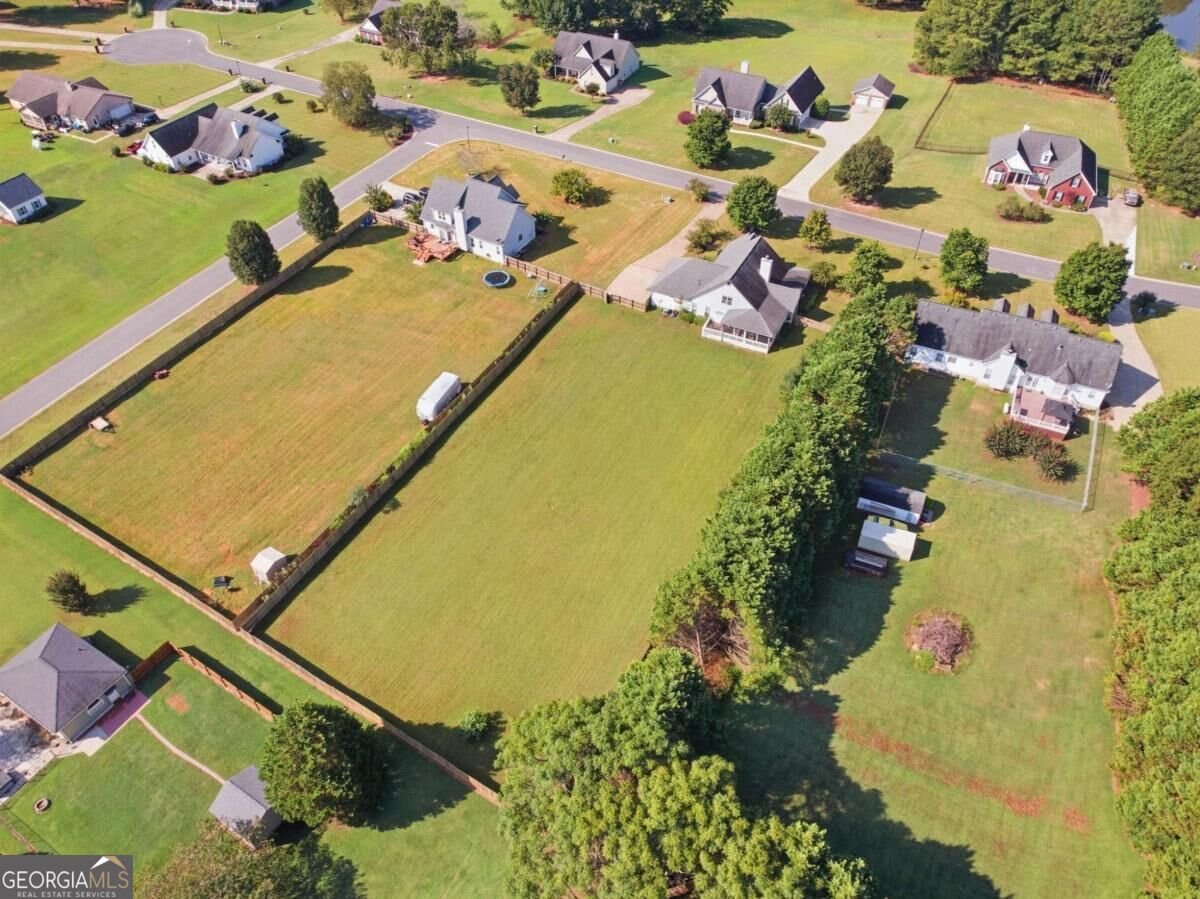 764 Appian Way Statham - Photo 36