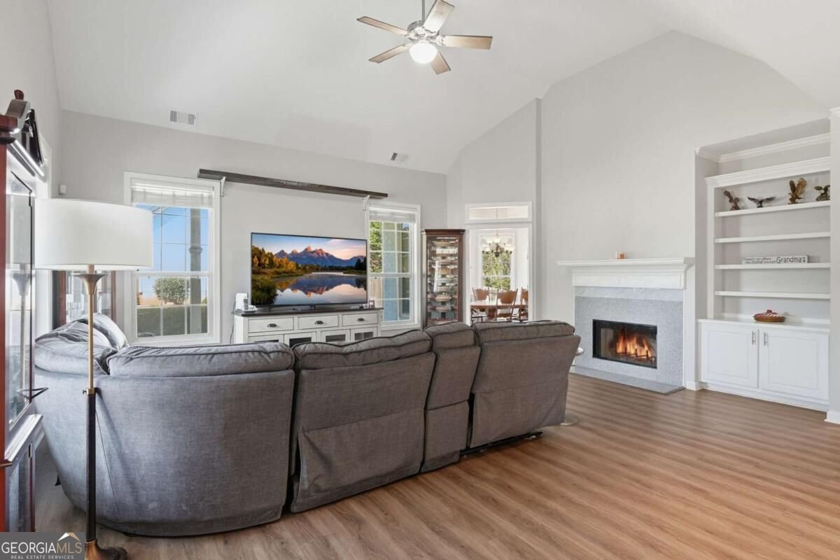 764 Appian Way Statham - Photo 9