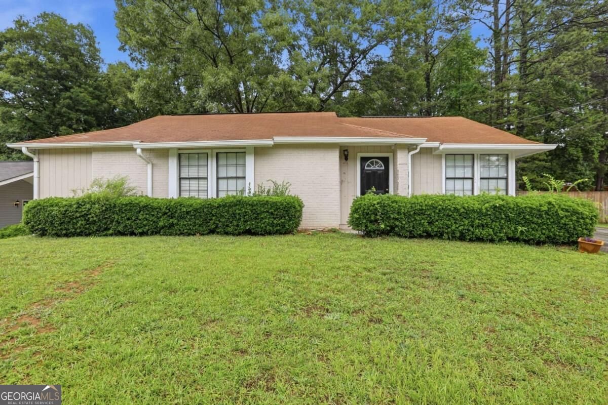 2257 Leslie Brook Drive Decatur - main photo