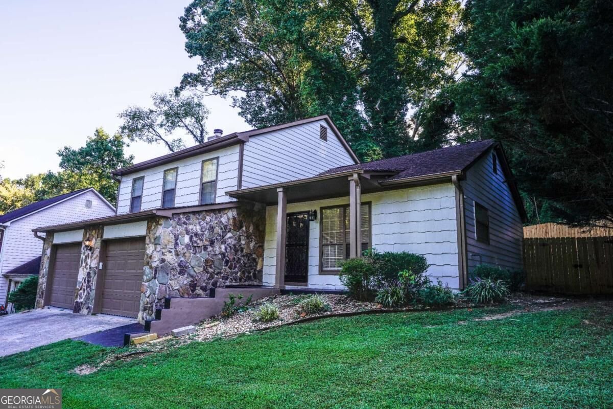 4847 Brasac Drive Stone Mountain - main photo