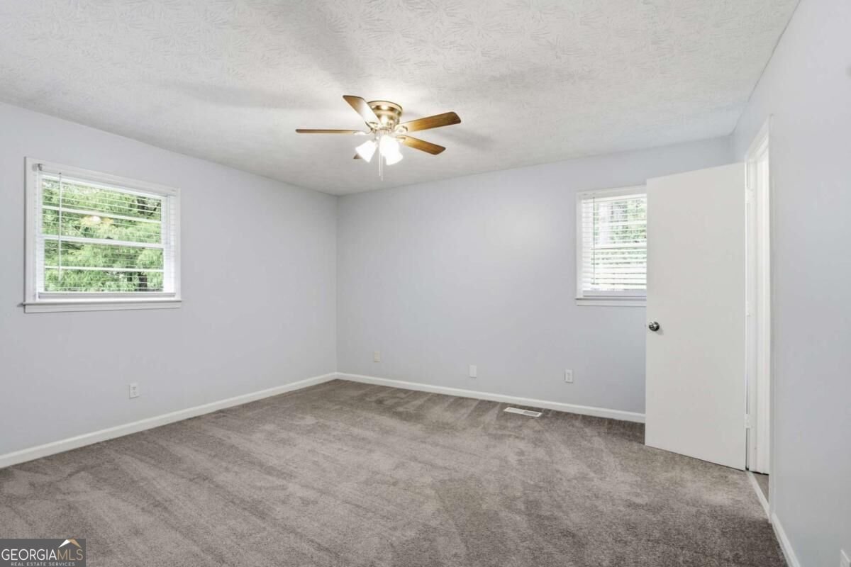 7280 Hollyhock Drive Douglasville - Photo 14