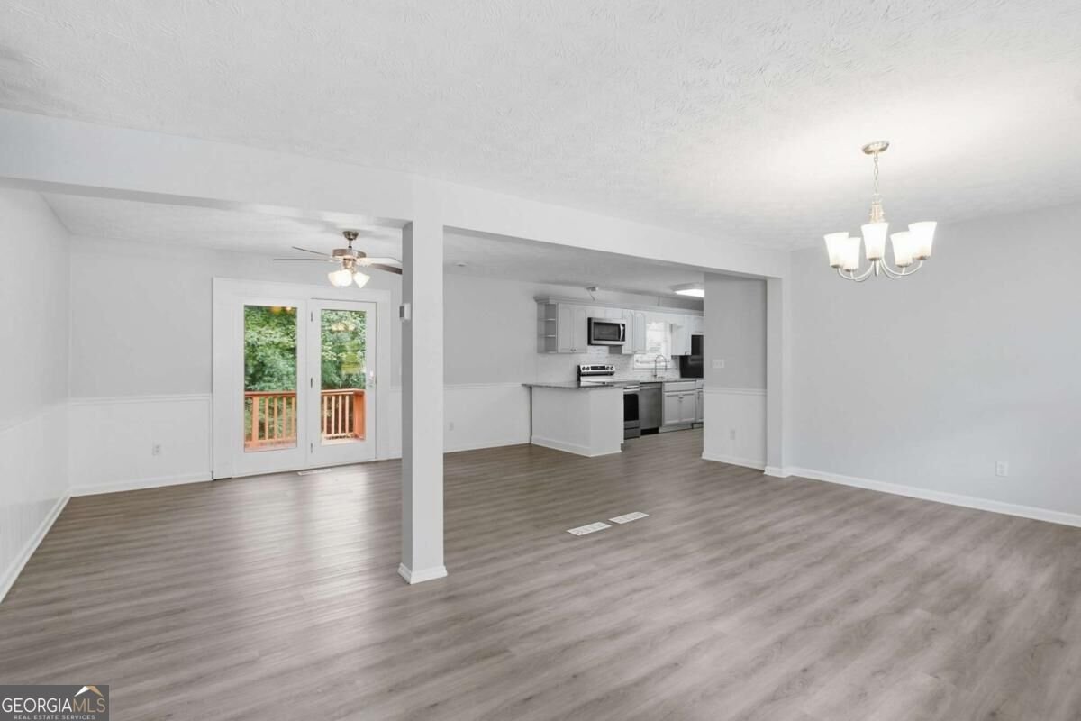 7280 Hollyhock Drive Douglasville - Photo 6