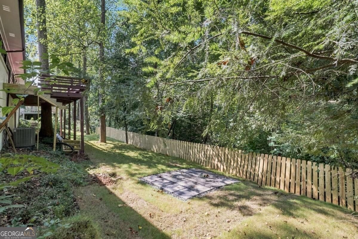 2636 Whiteleigh Court Atlanta - Photo 8