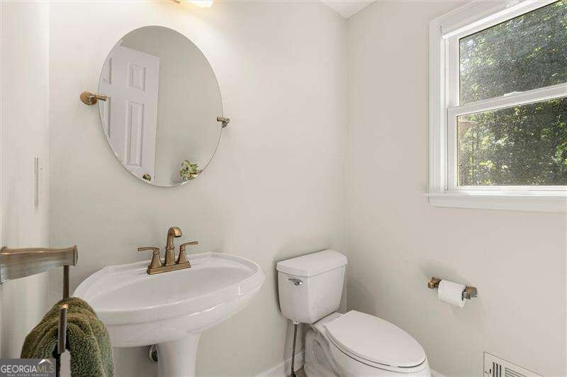 500 Senior Drive Lawrenceville - Photo 16