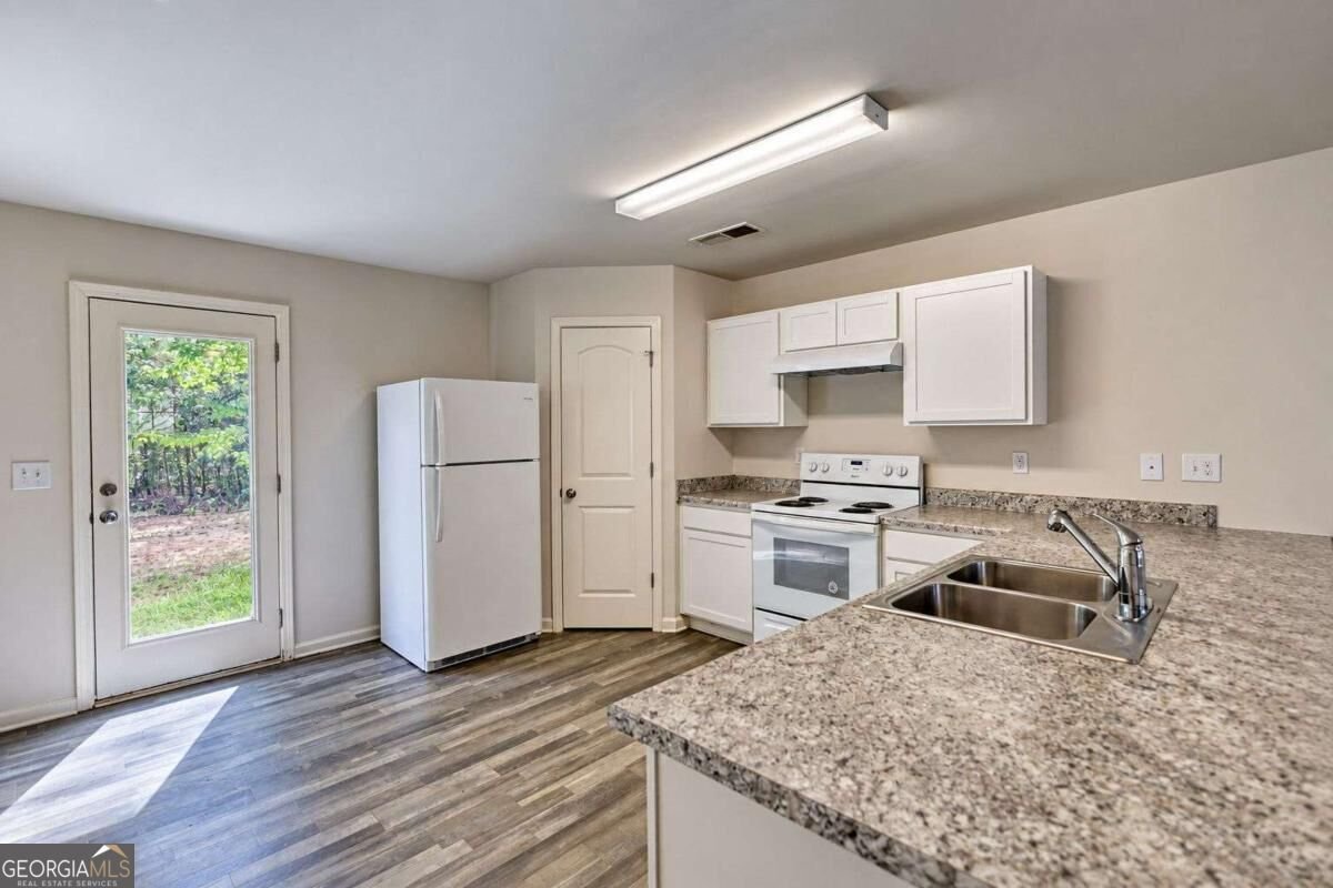 781 Dove Tree Lane Social Circle - Photo 10