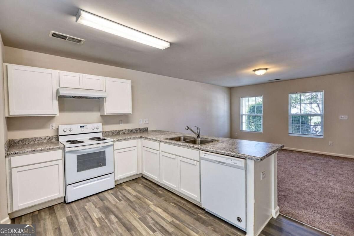 781 Dove Tree Lane Social Circle - Photo 12