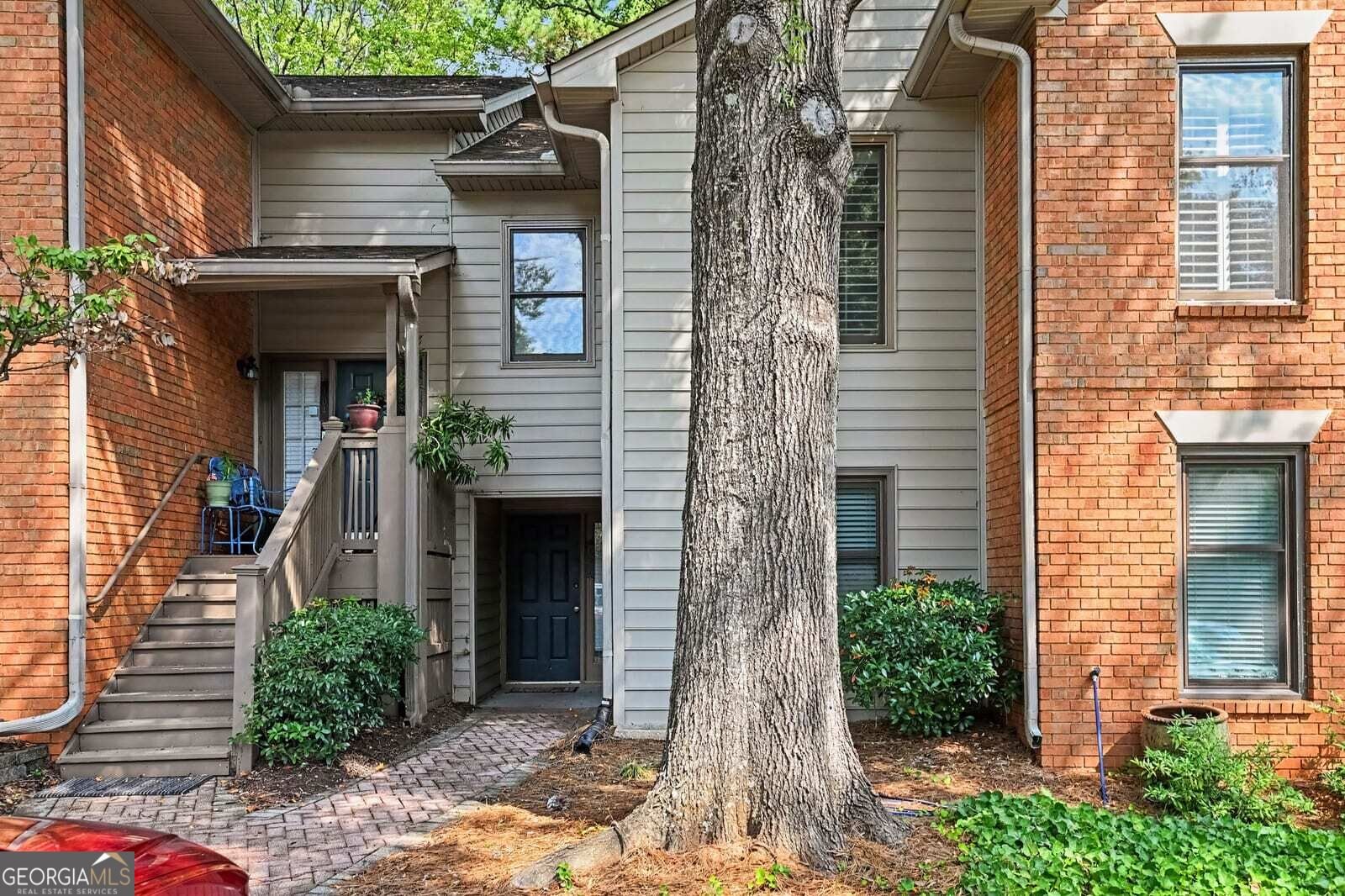 105 Garden Court Atlanta - main photo