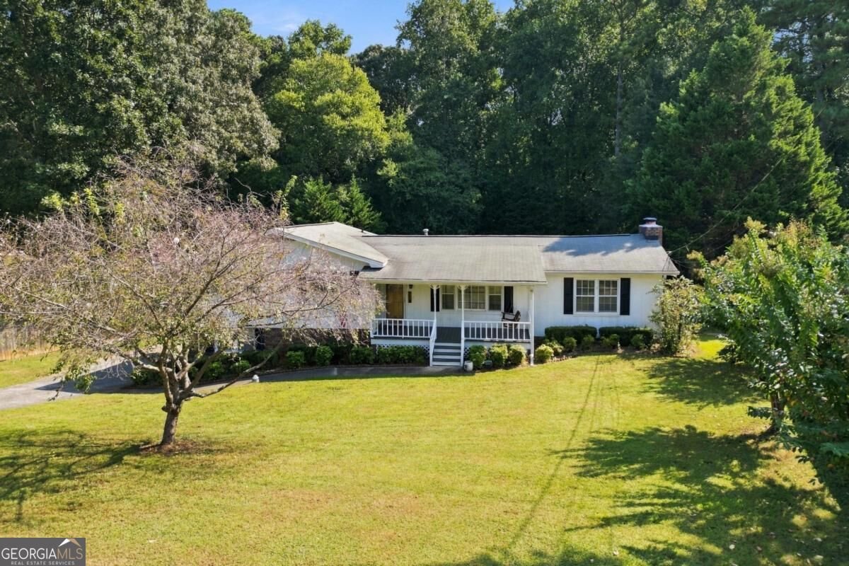 218 King Arthur Drive Woodstock - main photo
