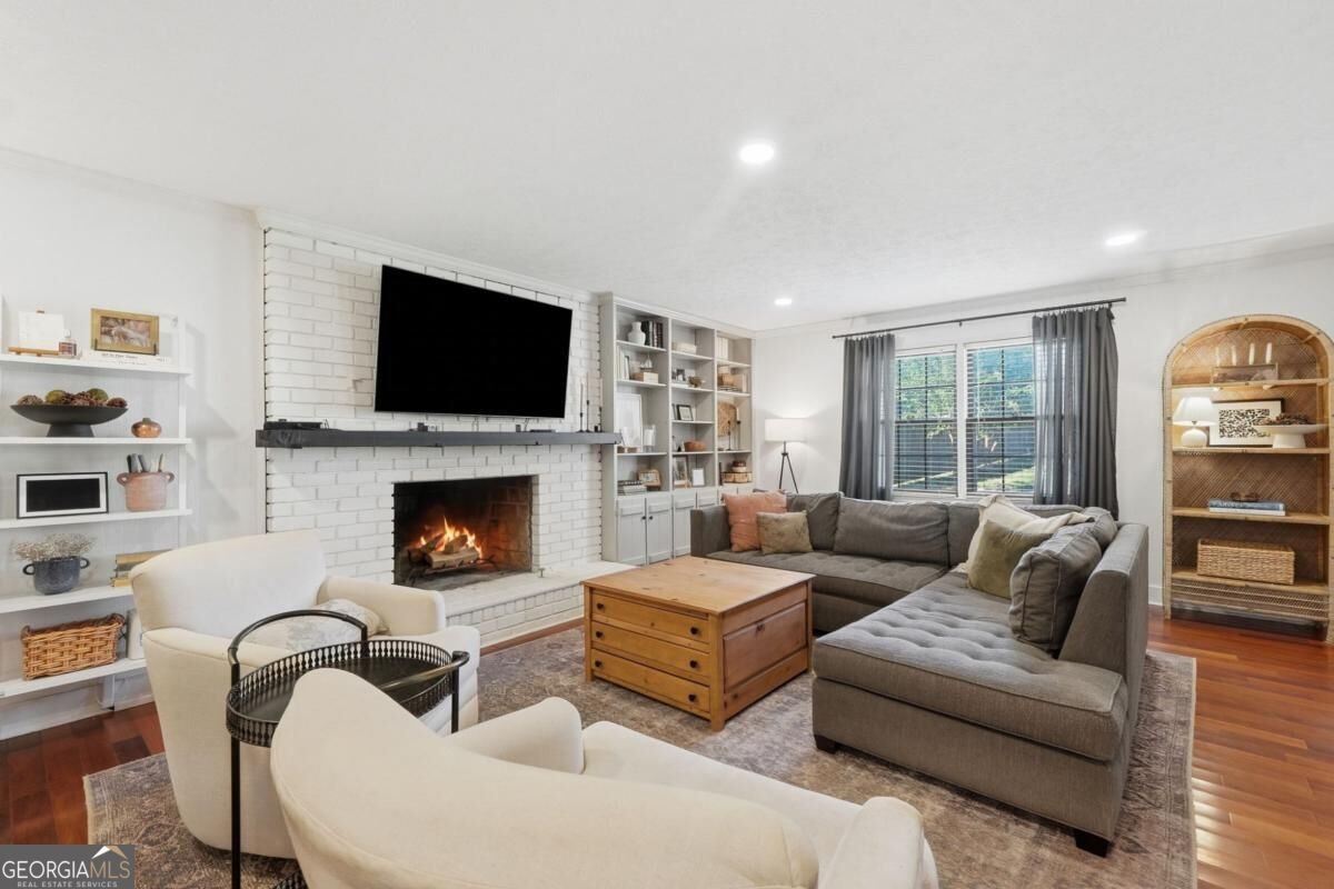 218 King Arthur Drive Woodstock - Photo 19