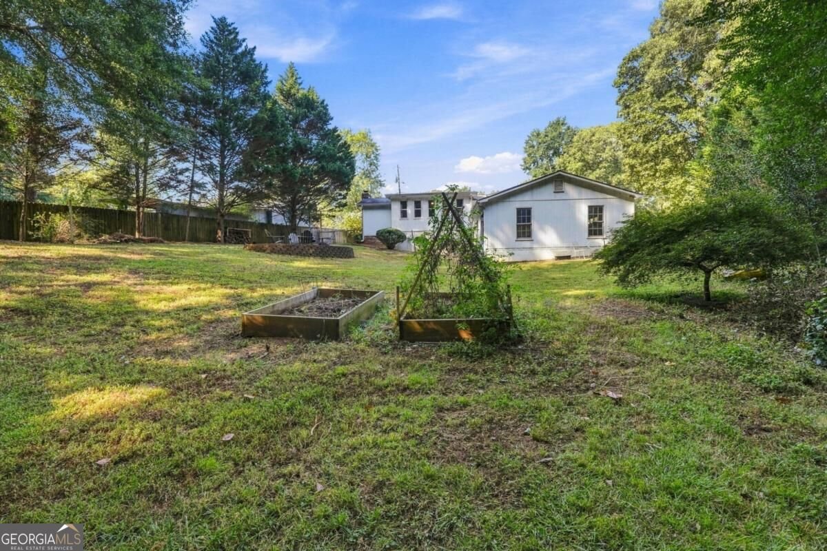 218 King Arthur Drive Woodstock - Photo 38