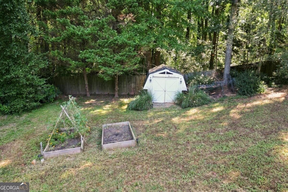 218 King Arthur Drive Woodstock - Photo 39