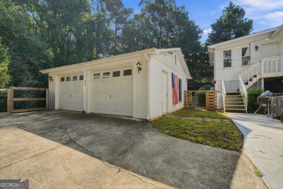 218 King Arthur Drive Woodstock - Photo 43