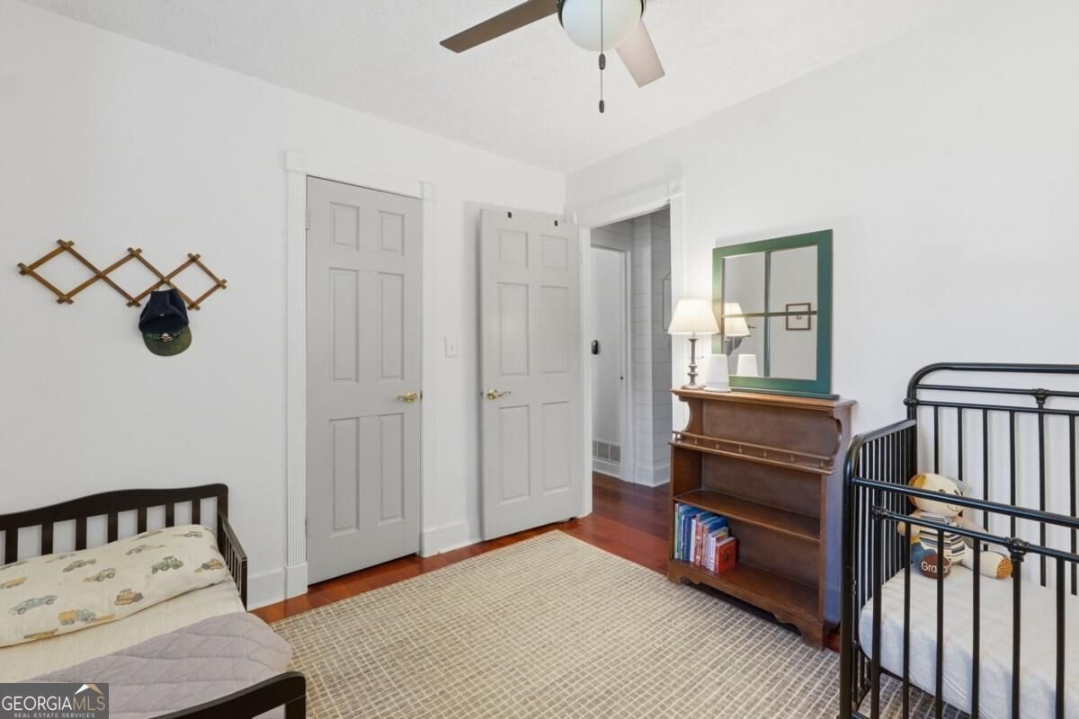 218 King Arthur Drive Woodstock - Photo 8