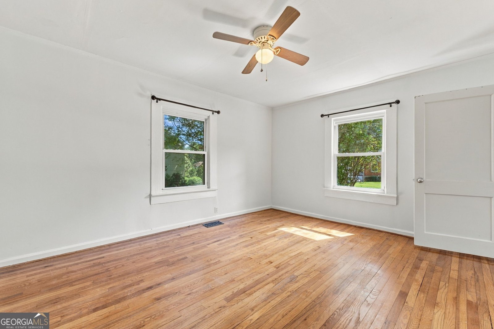 1666 May Avenue Atlanta - Photo 22