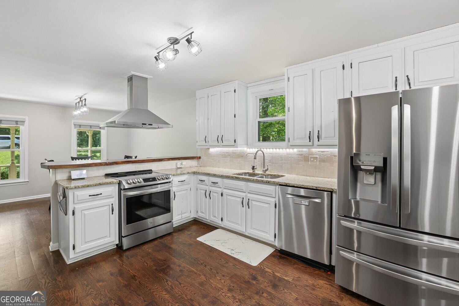 3832 Whitney Place Duluth - Photo 9