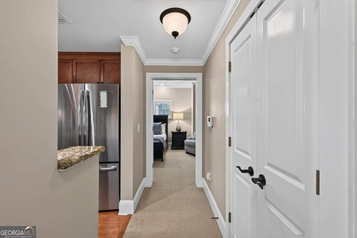 1020 F Creekside Greensboro - Photo 18