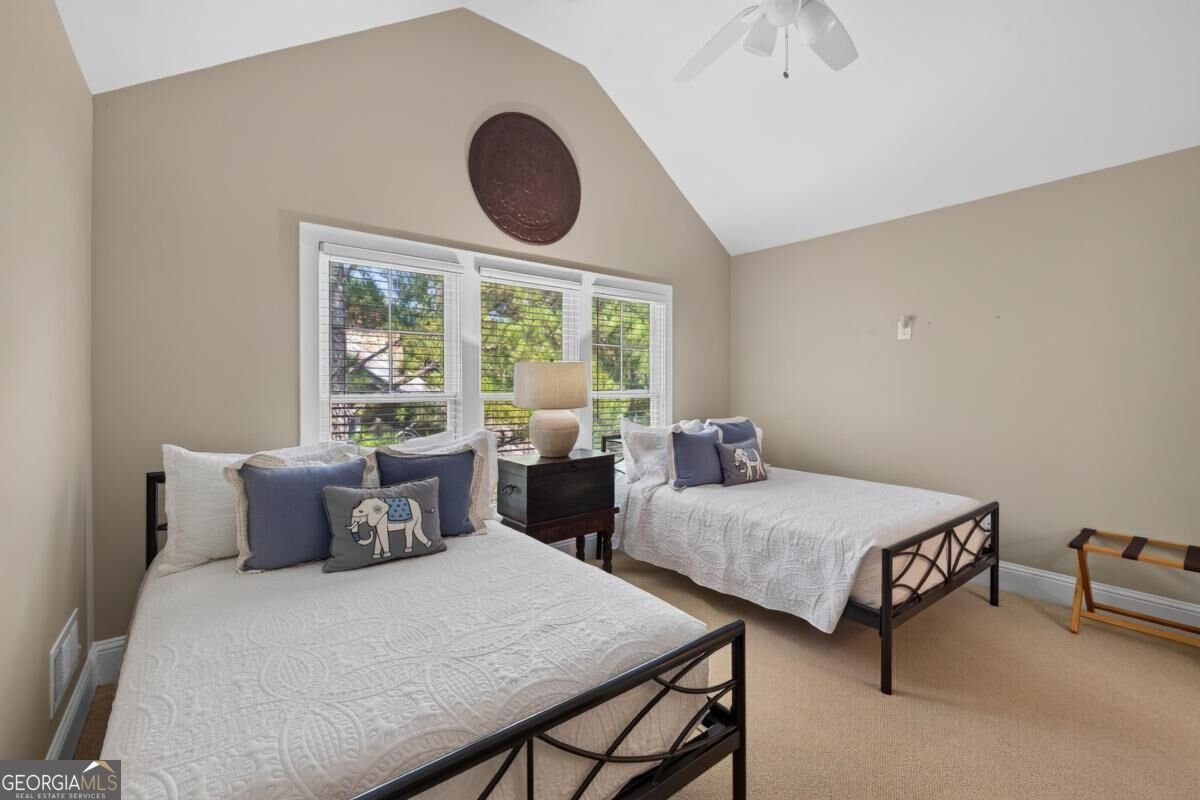 1020 F Creekside Greensboro - Photo 32