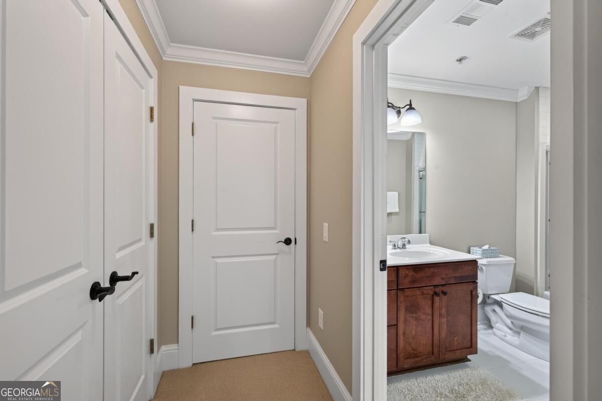 1020 F Creekside Greensboro - Photo 33