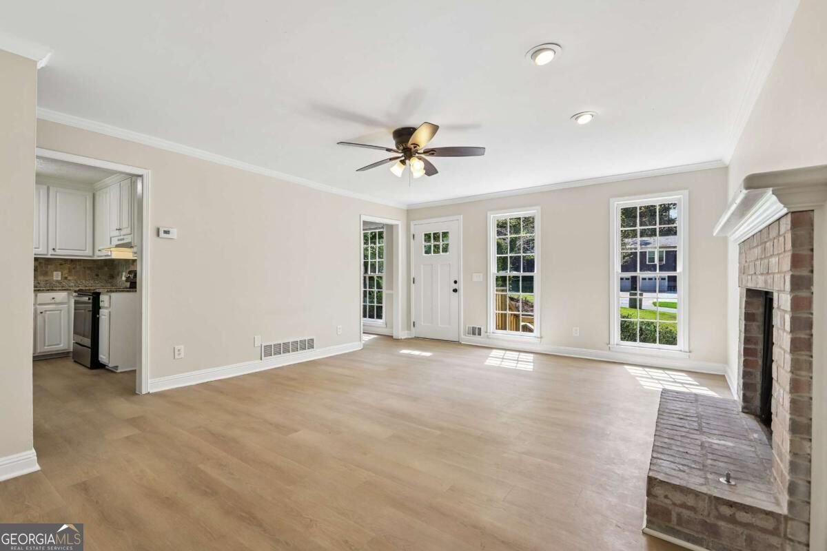 2344 SAWMILL Road Marietta - Photo 6