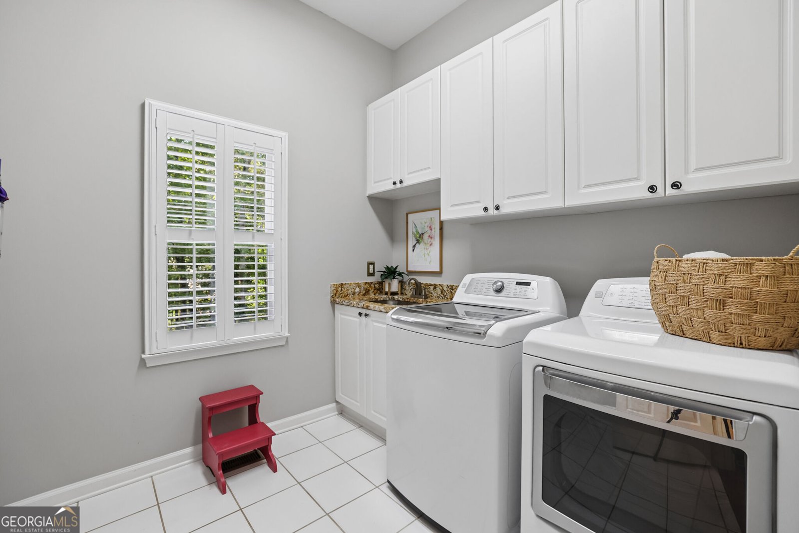 465 Magnolia Circle Johns Creek - Photo 18