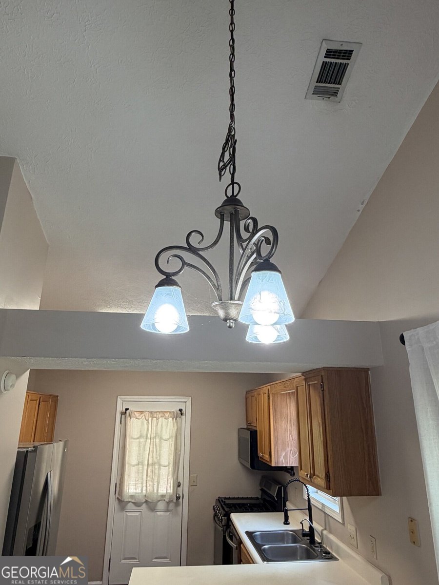 2764 Saint Charles Lane Kennesaw - Photo 17