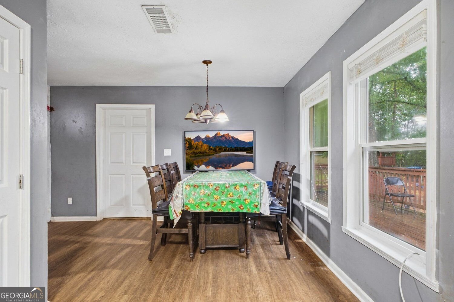 541 Carithers Road Lawrenceville - Photo 8