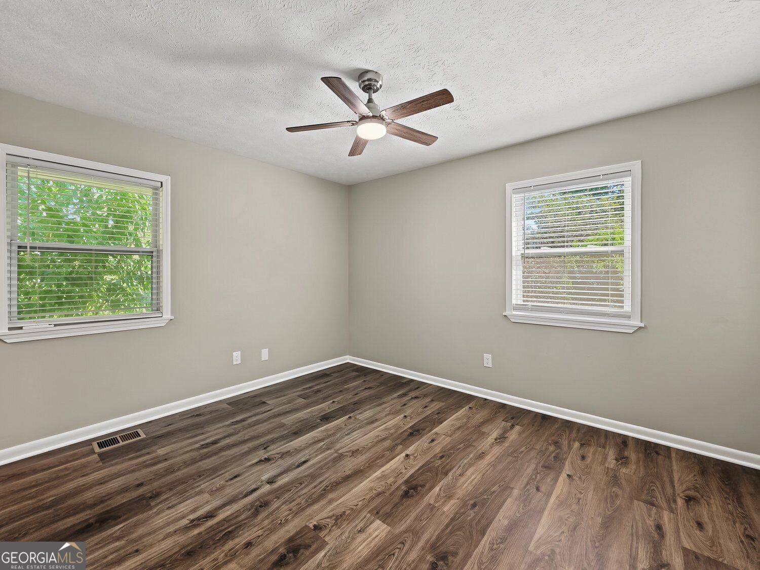 1898 Burfordi Drive Marietta - Photo 10