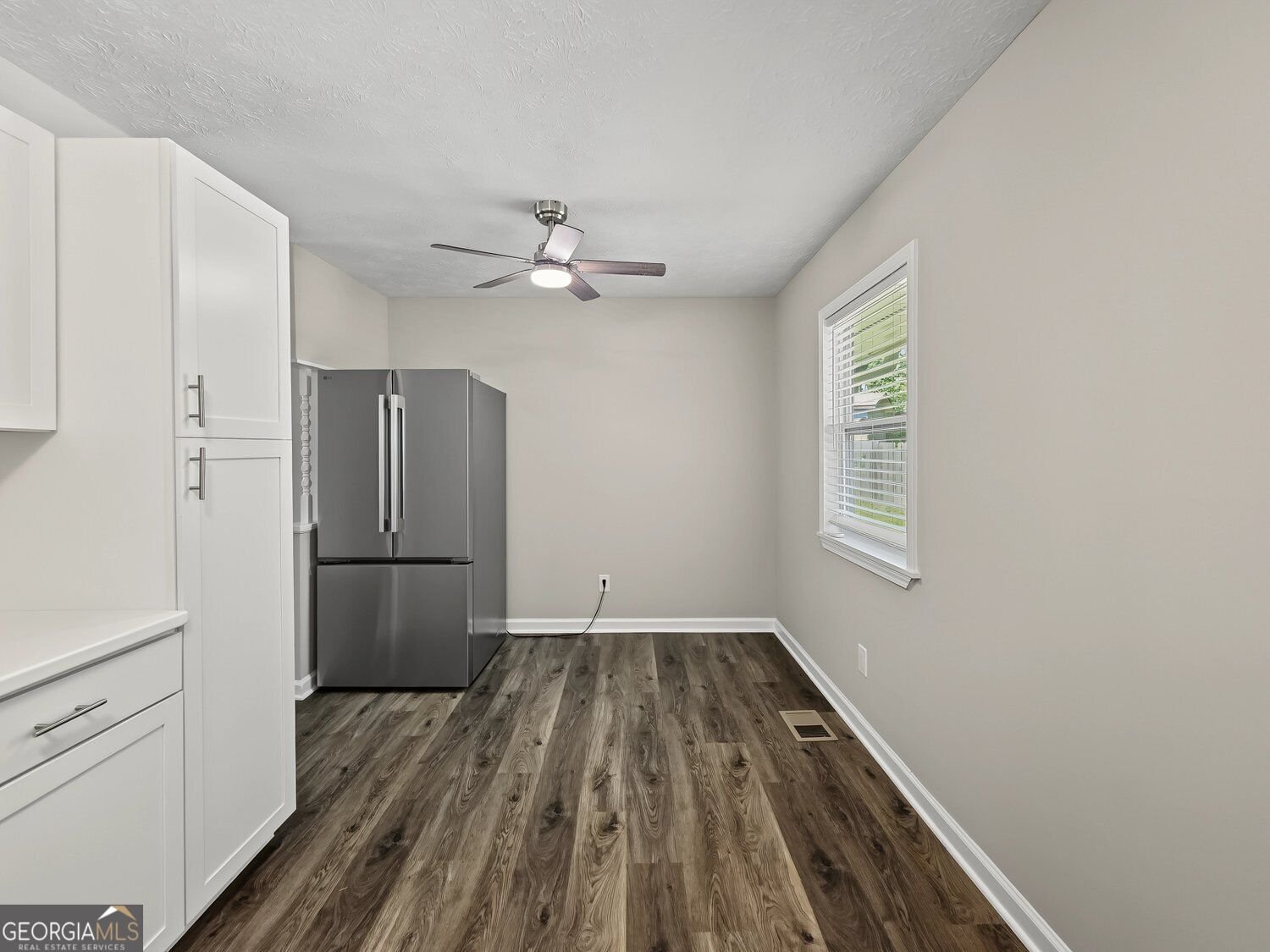 1898 Burfordi Drive Marietta - Photo 9