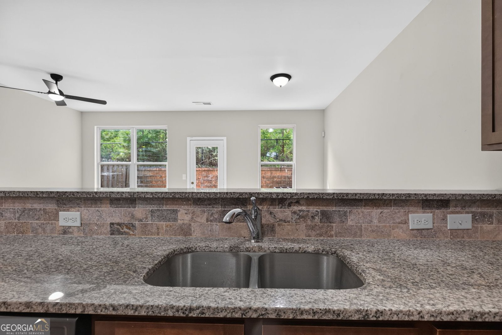 5918 Cassie Drive Lithonia - Photo 10