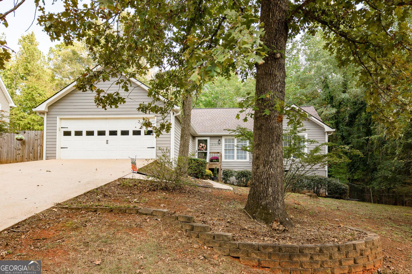 570 Snapfinger Drive Athens - main photo