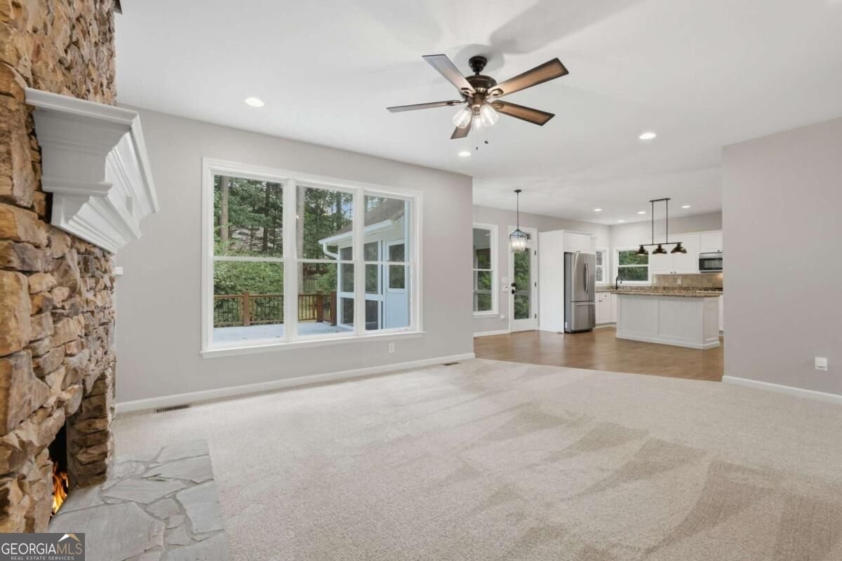 4364 Aldenham Way Suwanee - Photo 10