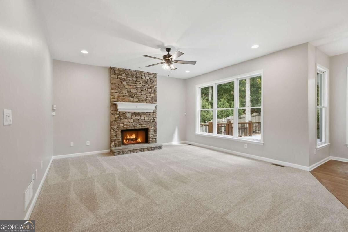 4364 Aldenham Way Suwanee - Photo 9