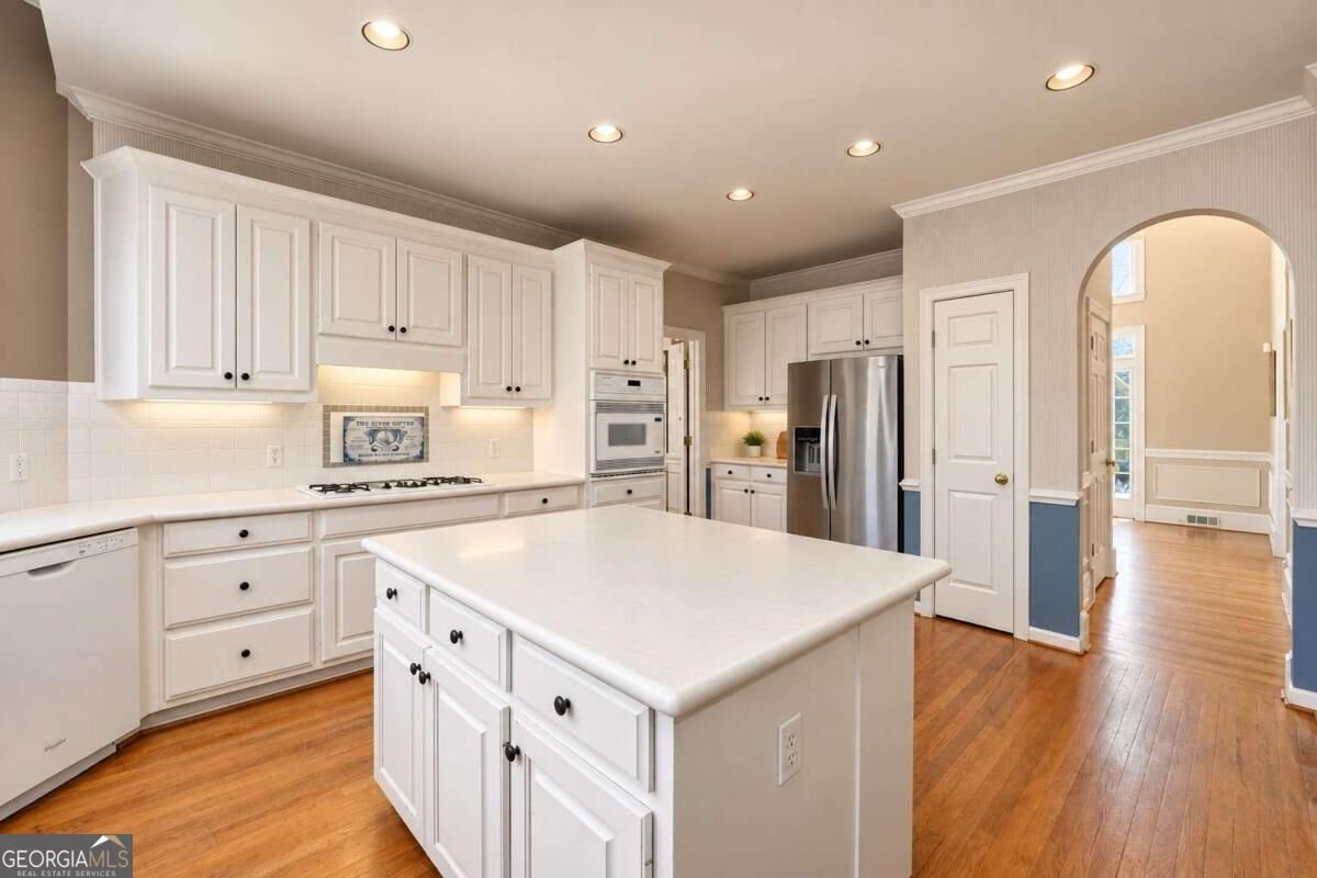 350 Waters Bend Johns Creek - Photo 8